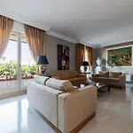 Tawn Luxury Apartmán Bari