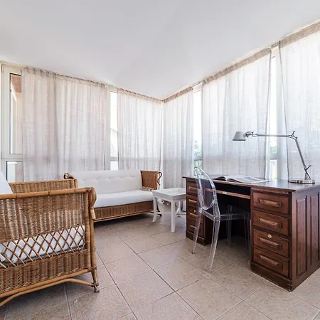 Tawn Luxury Lejlighed Bari