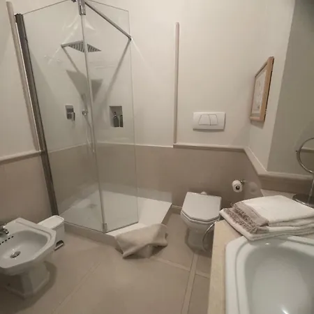 Tawn Luxury Apartment Bari