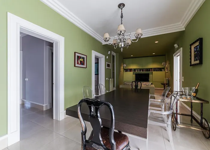 Апартаменты Tawn Luxury *